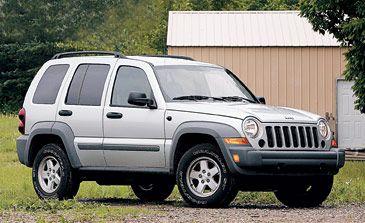 Research 2005
                  Jeep Liberty pictures, prices and reviews